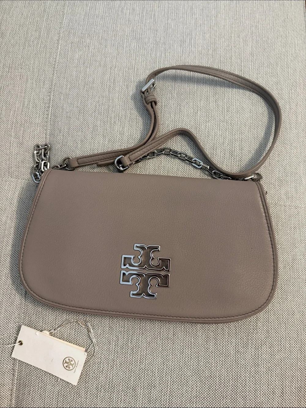 Tory Burch Beige Leather Crossbody Clutch with rare Silver Logo